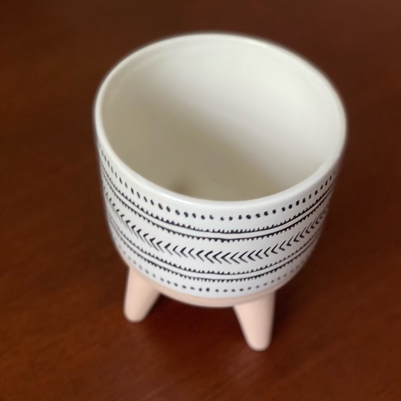 Mid-Mod Boho Geometric Ceramic Planter / Plant Pot - Picture 7 of 12